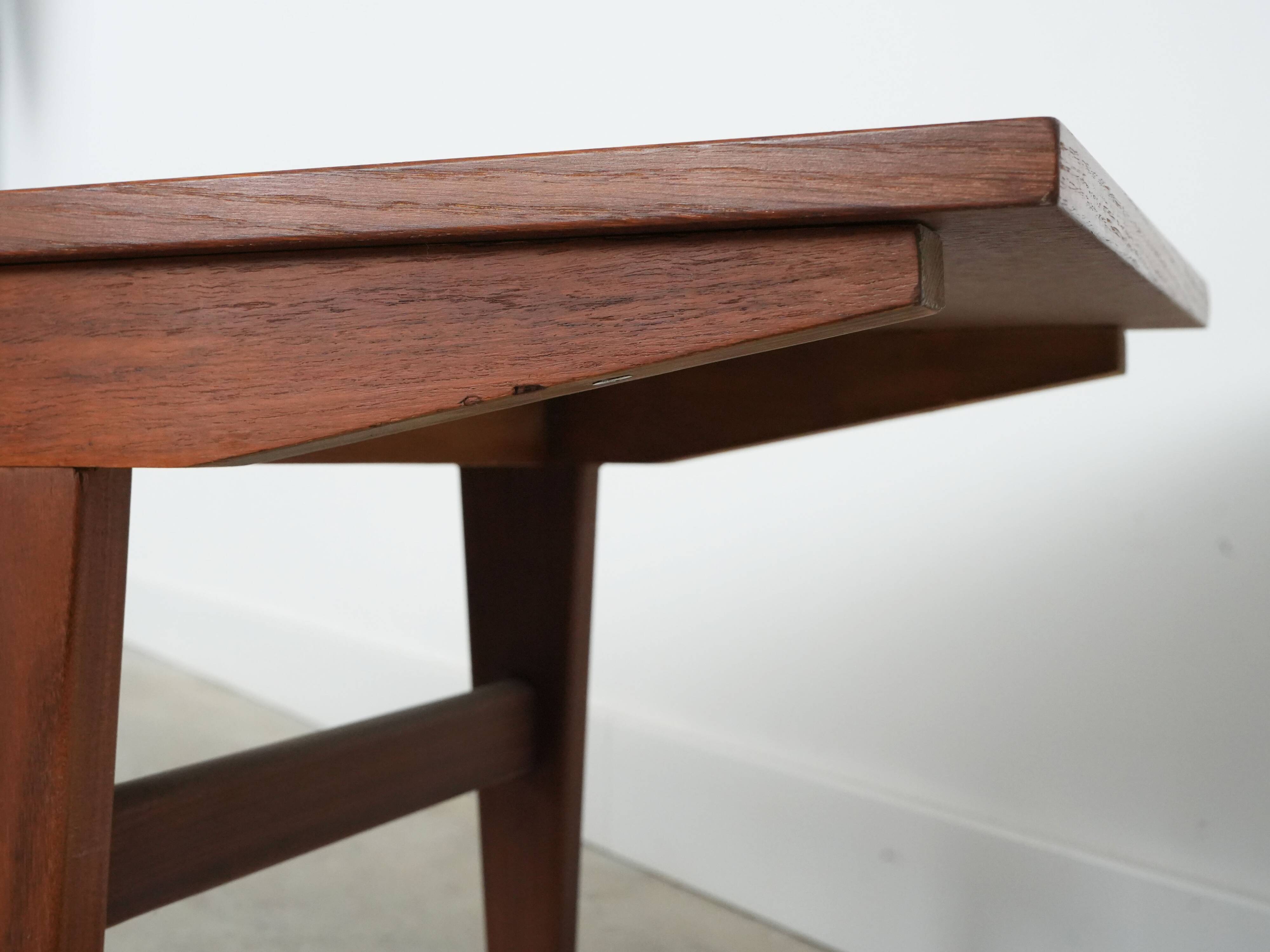 Low oak buffet, Danish design, 1970s, production: Denmark