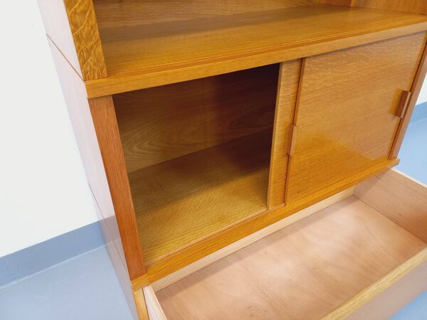 Meuble bibliothèque de rangement vintage en bois de chêne des années 60