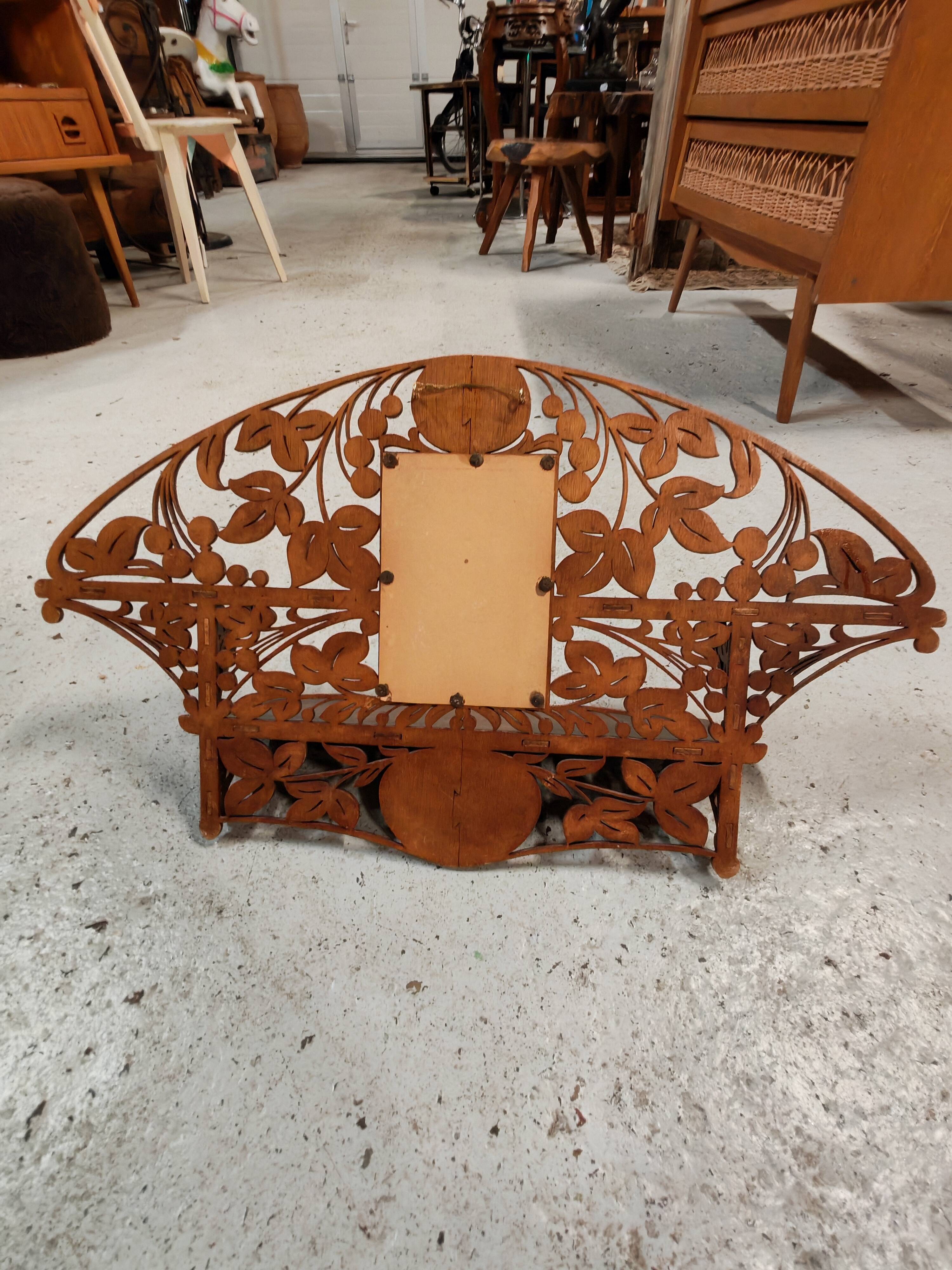 Wall shelf in carved wood and mirror – Art Nouveau style