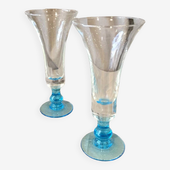 Paires de vases soliflores transparent pied bleu