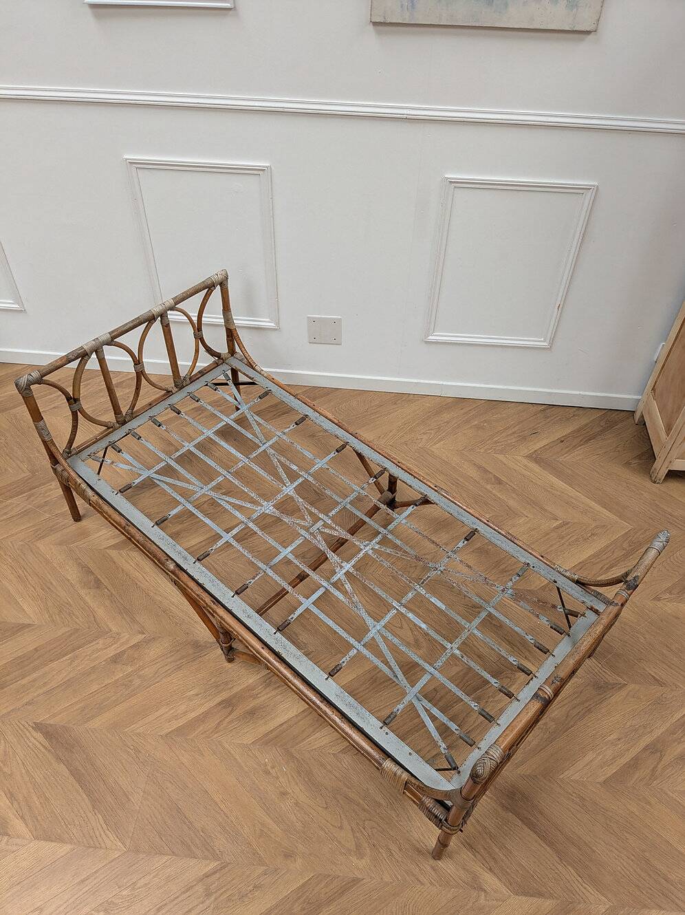 Vintage rattan bed from the 50s and 60s