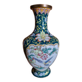 Baluster-shaped Canton enamel vase