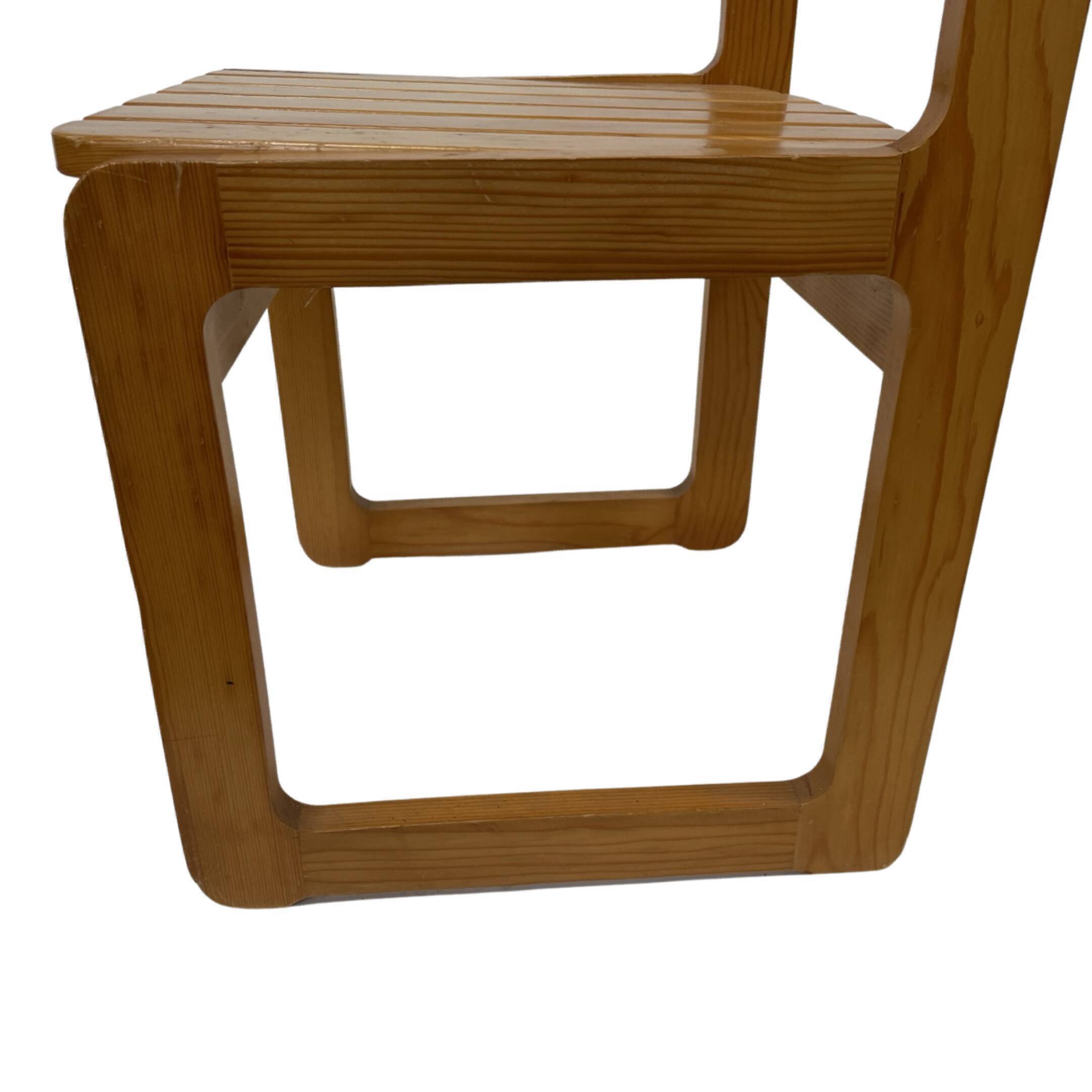 Vintage Pinewood dining chair 70's minimalist design
