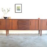 Enfilade en teck par Nils Jonsson