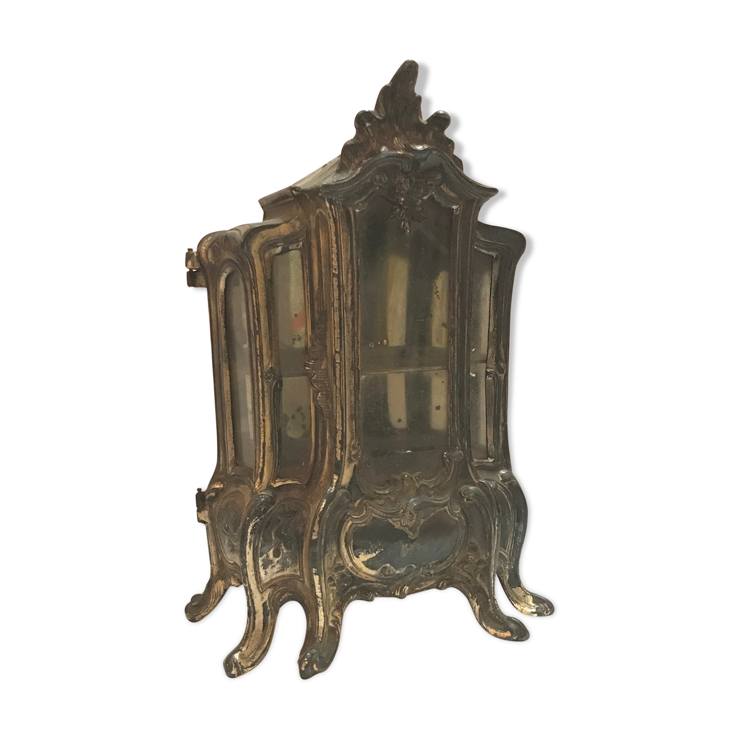 Jewel window in regulation