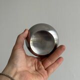 6 stainless steel footed bowls