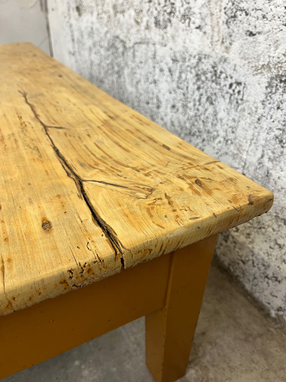 Coffee table farmhouse table