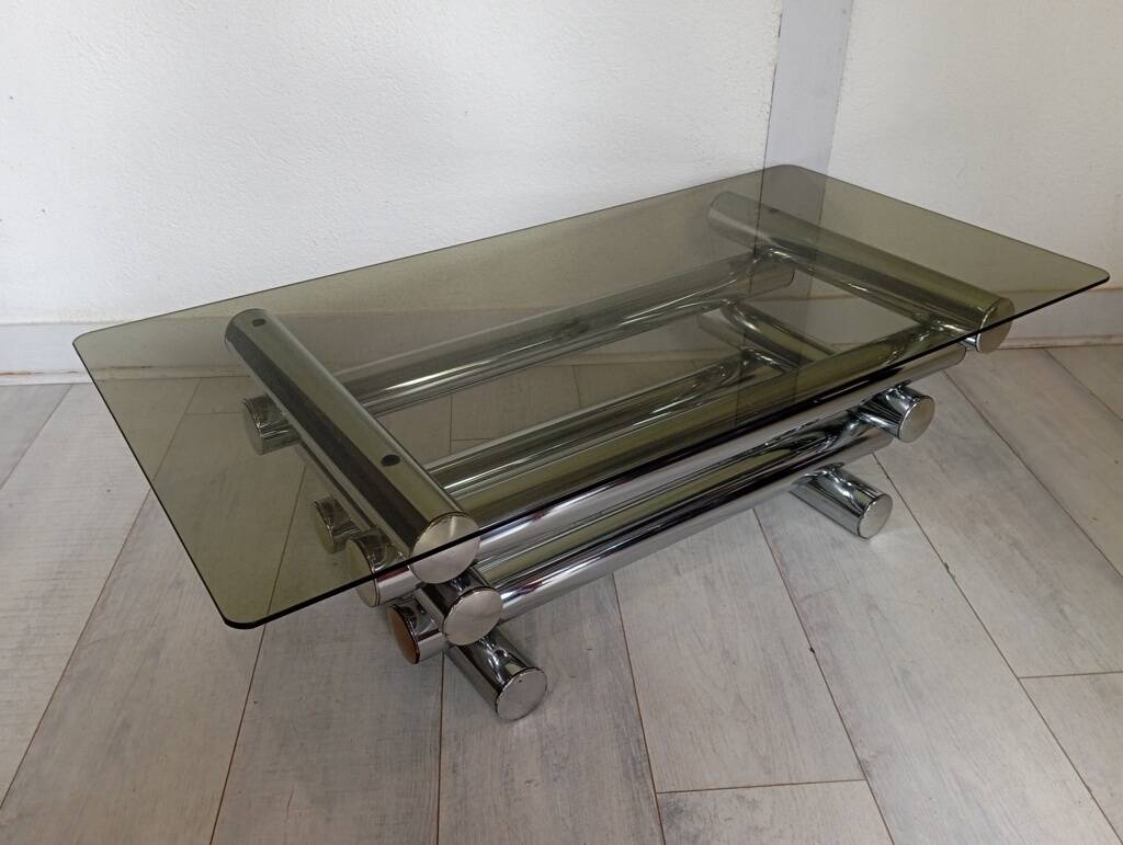 Table basse en métal chromé et verre fumé, années 70