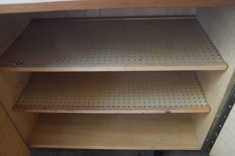 Low sideboard vintage Scandinavian sidebord 50s 60s
