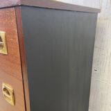 Chest of drawers with tapered legs