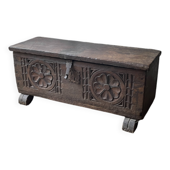 Coffre banc bois breton style gothique