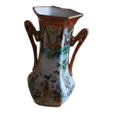 Asian porcelain vase gueisha