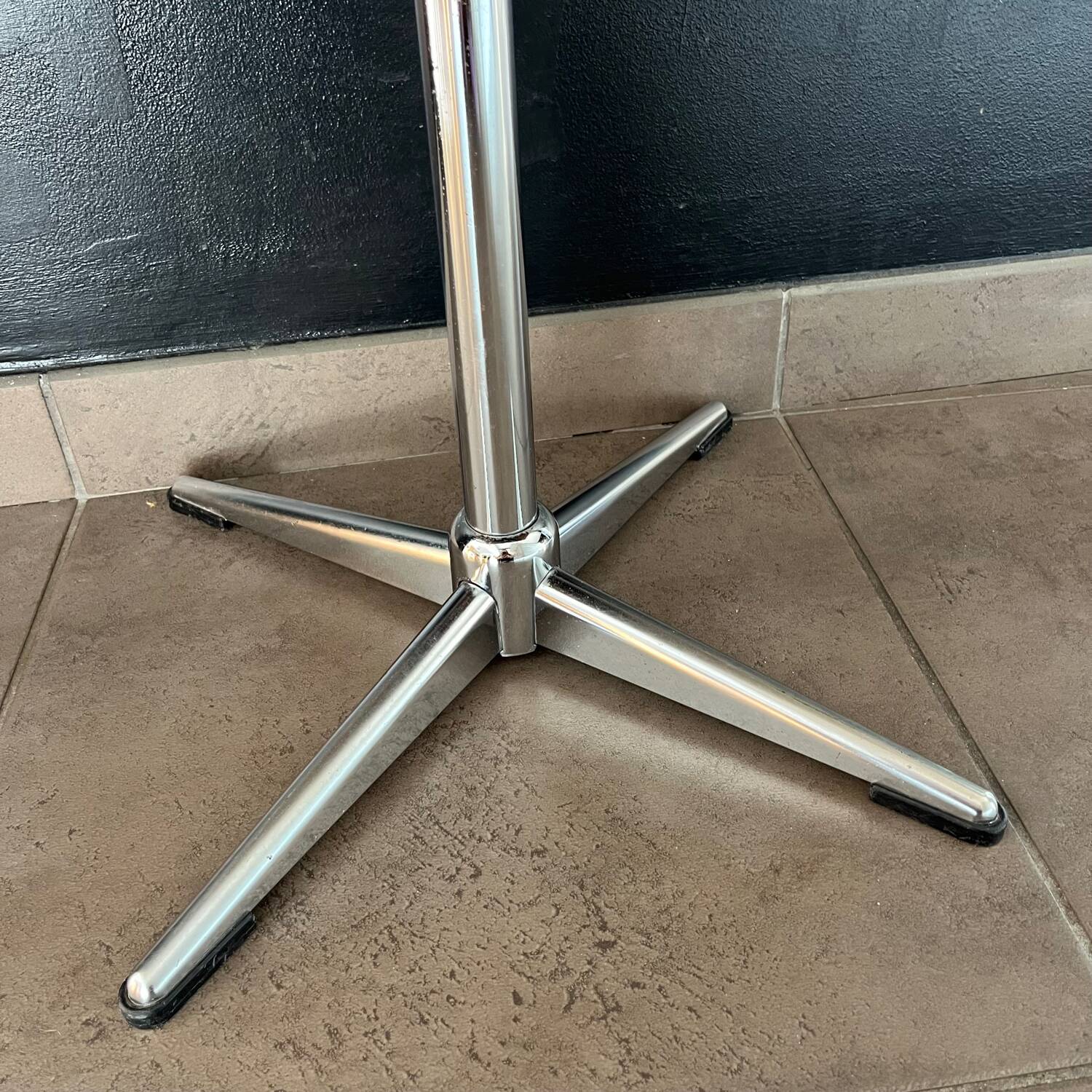 70s piano stool