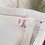 Embroidered tablecloth and 12 vintage napkins