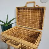 Medium suitcase made of bamboo and wicker slats