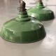 Suspensions industrielles en email kaki