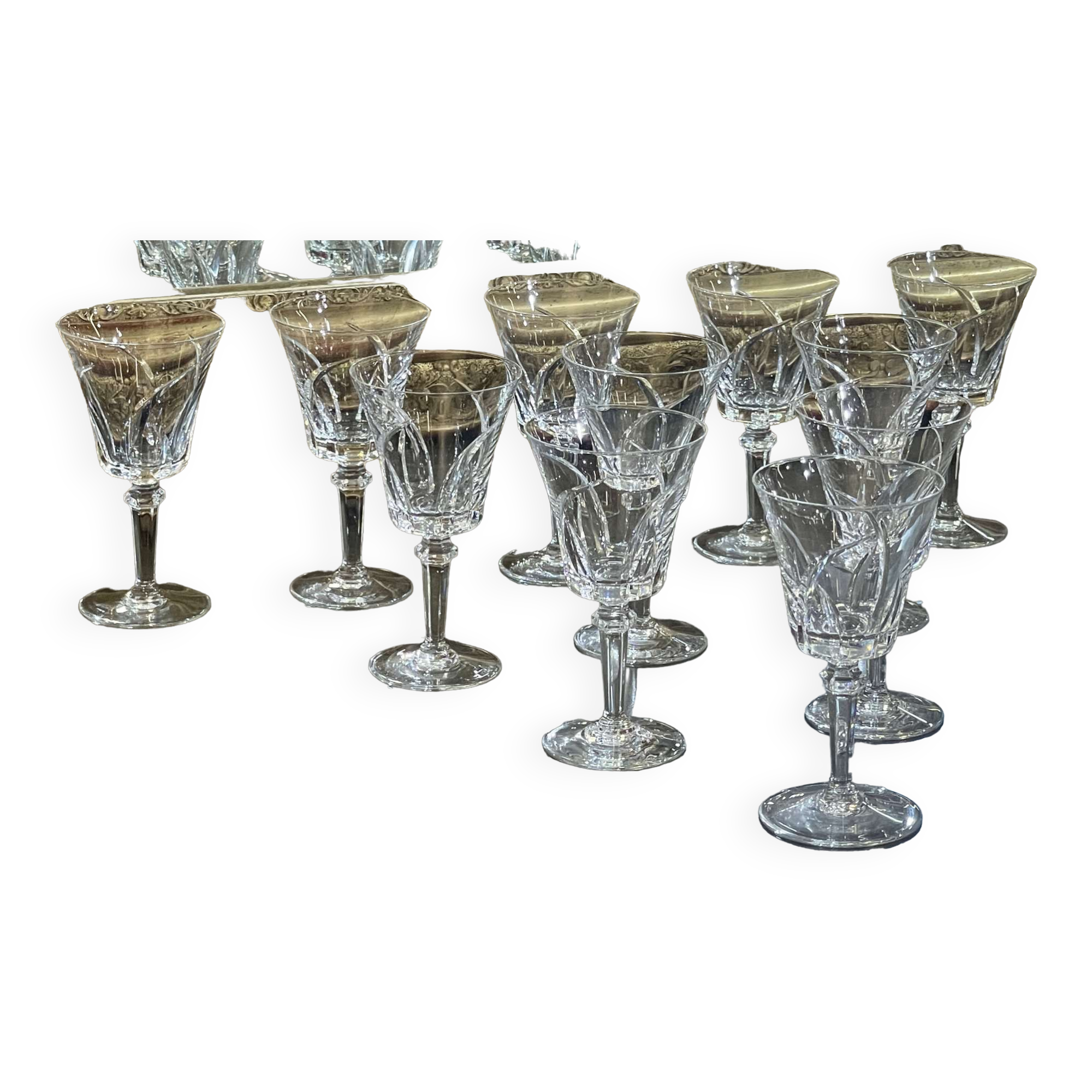 Series of 11 Sèvres crystal wine glasses Niagara model of the 1950s