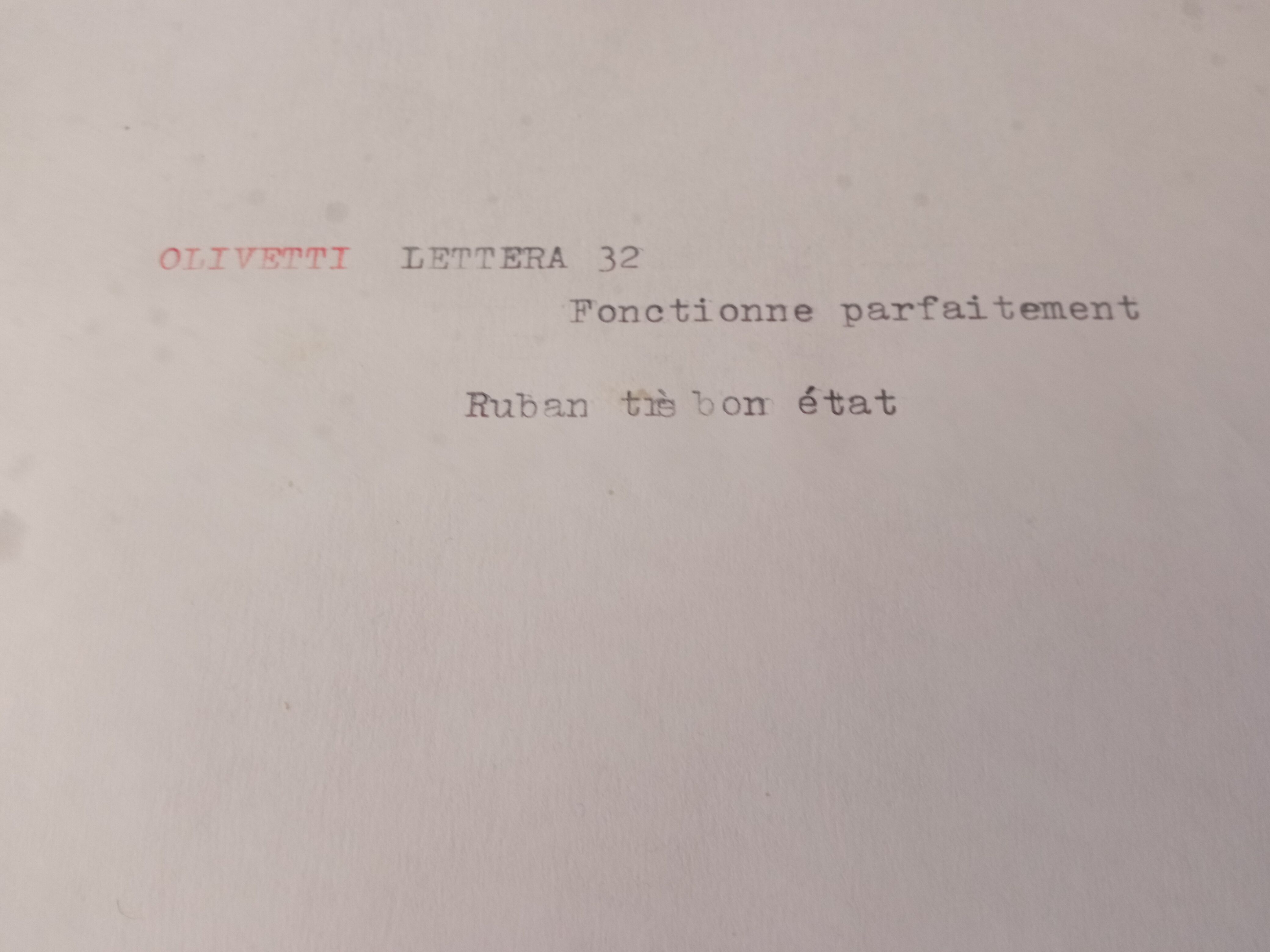 Olivetti Lettera 32 Typewriter