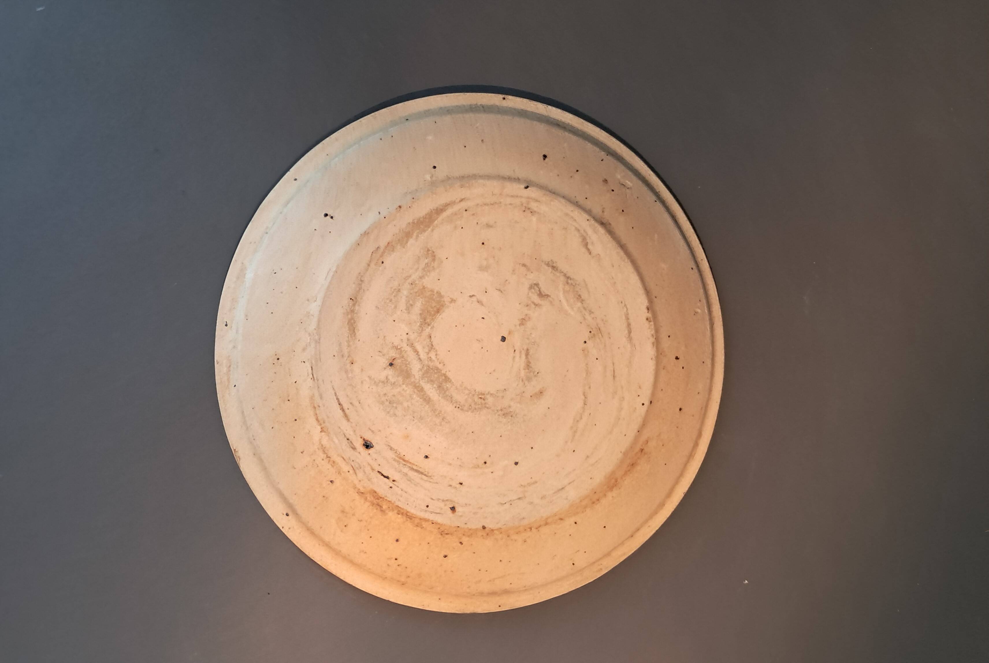 Stoneware dish by Pierre Digan, La Borne 1970 signed.