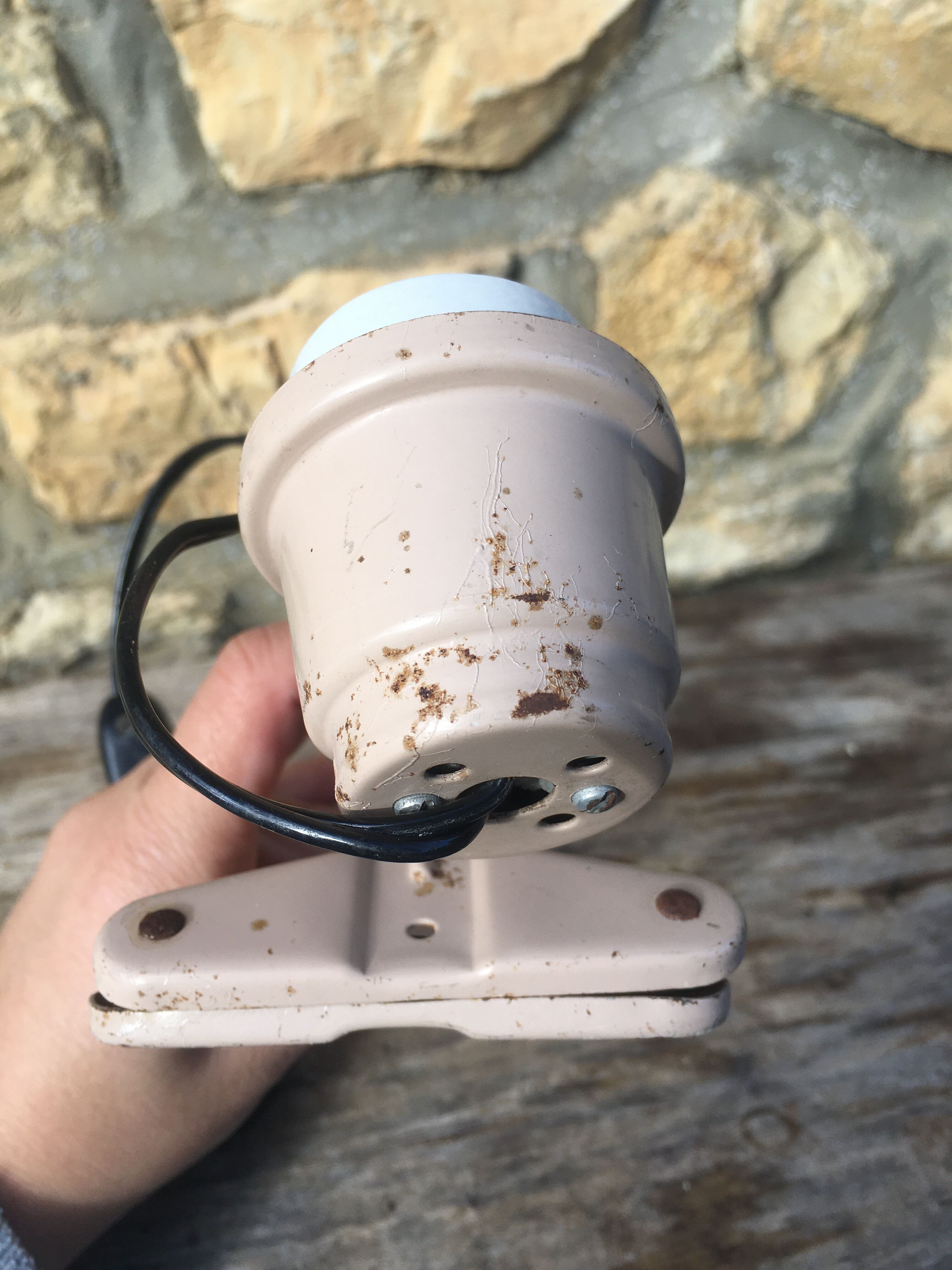 Pink metal clip lamp