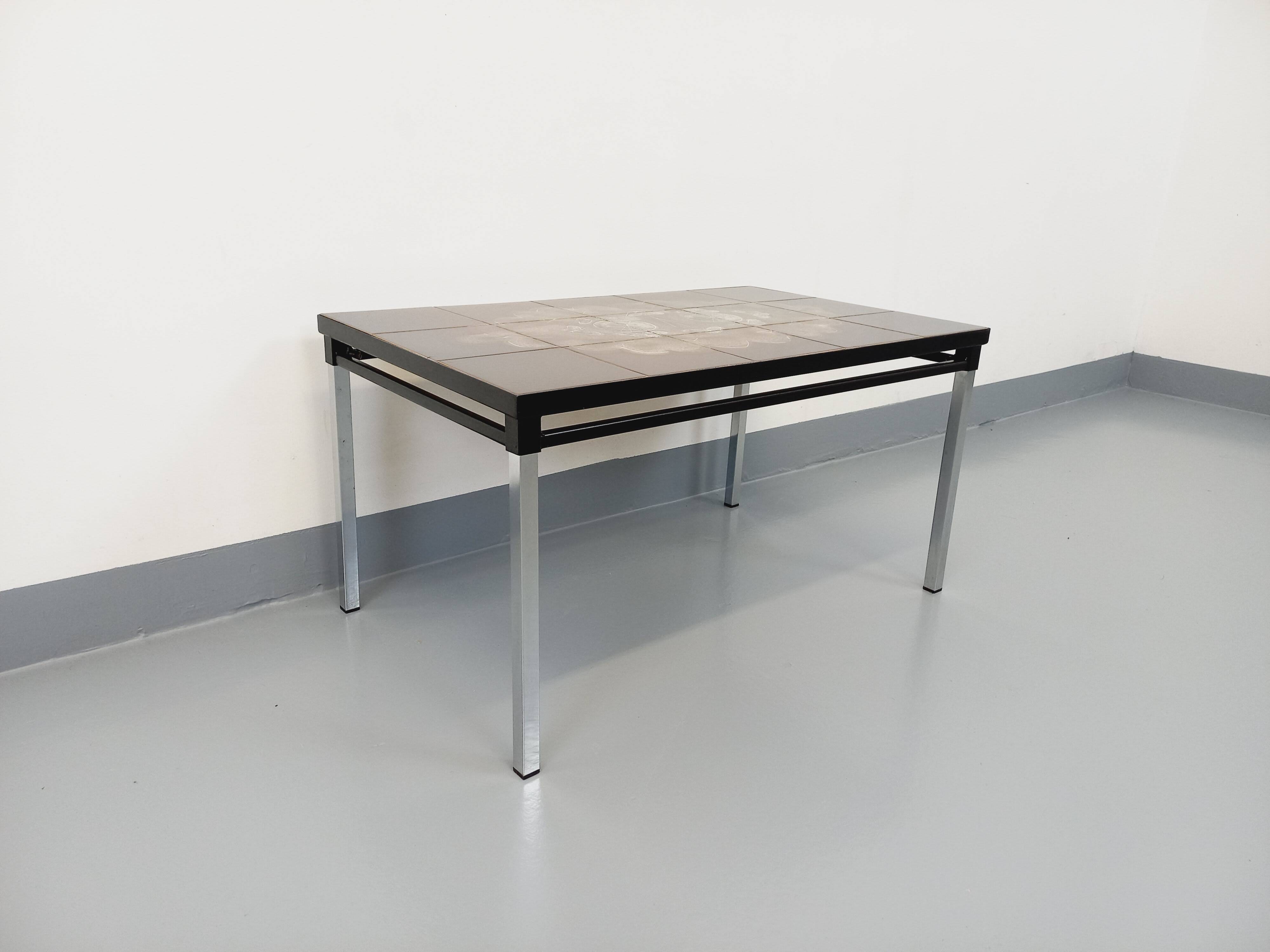 Vintage rectangular coffee table from the 60s 70s in ceramic, black metal and chrome metal