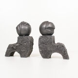 Ensemble de serre-livres en aluminium coulé brutaliste par Willy Ceysens, Belgique, années 1980.