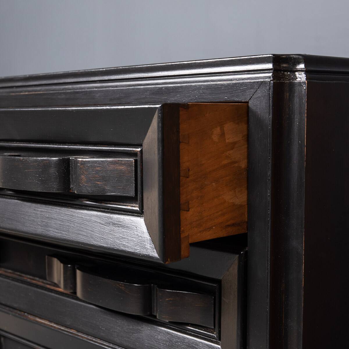 Antique 20thc italian ebonised chest of drawers with display top c.1930