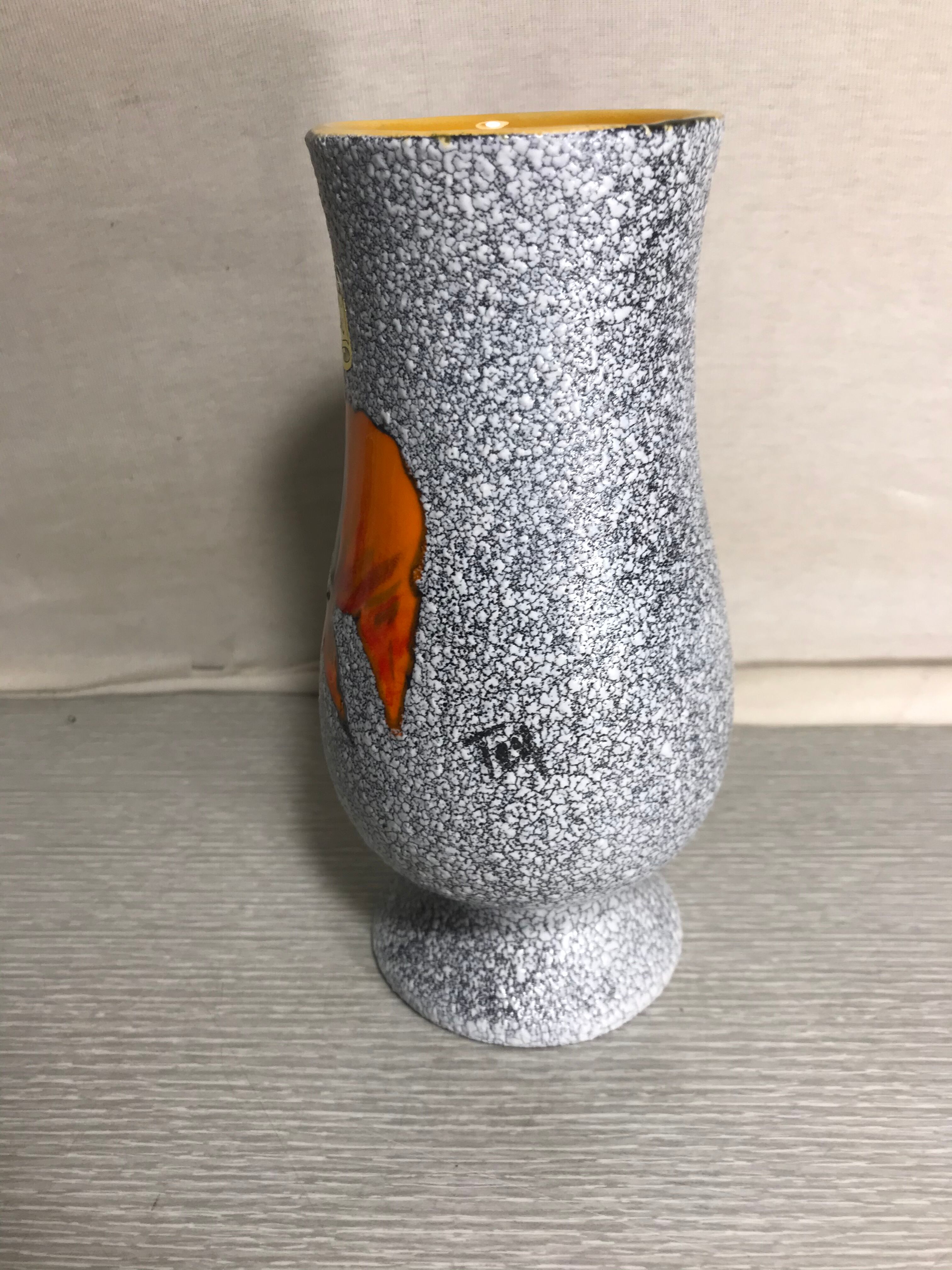 Lot 15 ancient ceramics enamelled Tess