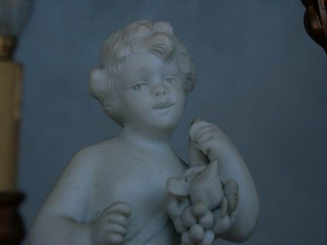 Napoleon III biscuit baby chandelier