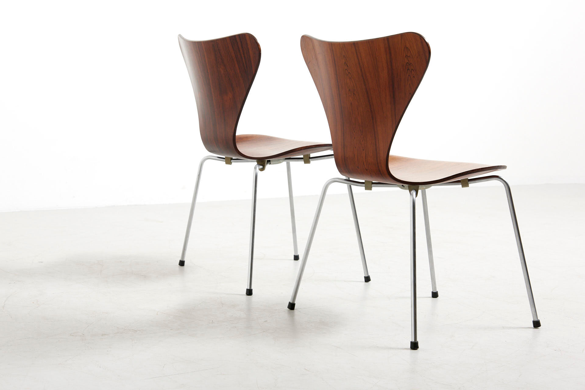 Pair of 'Series 7' Dinning Chairs by Arne Jacobsen for Fritz Hansen, Denmark - 1955