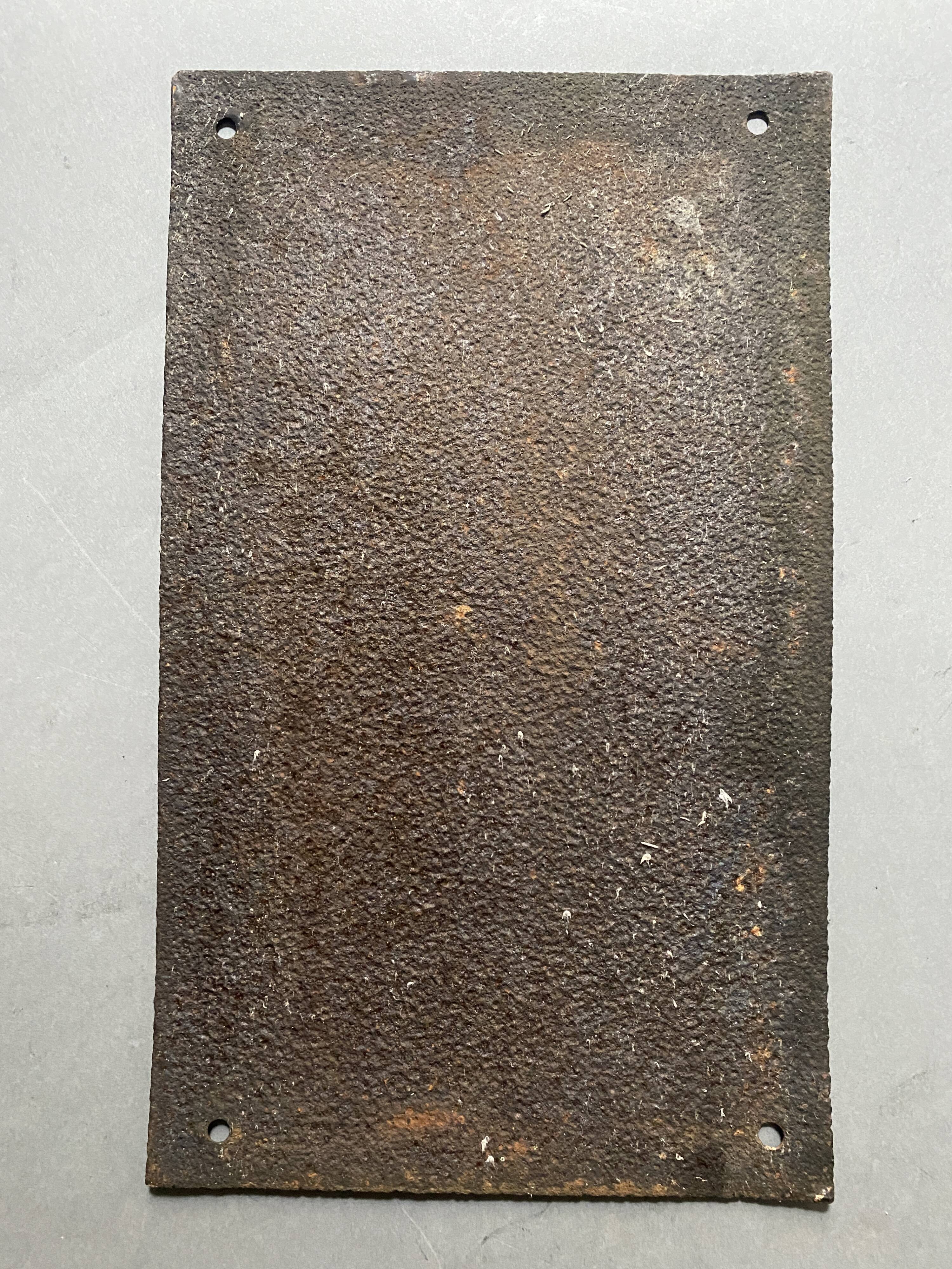 Old skull death head danger email plate