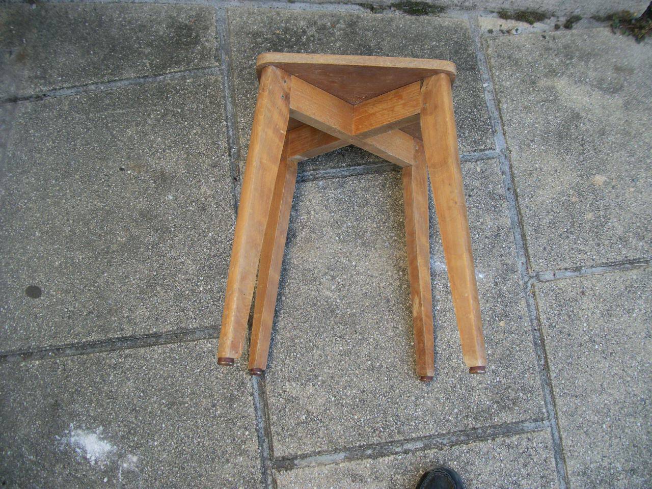 Vintage stool with compass feet