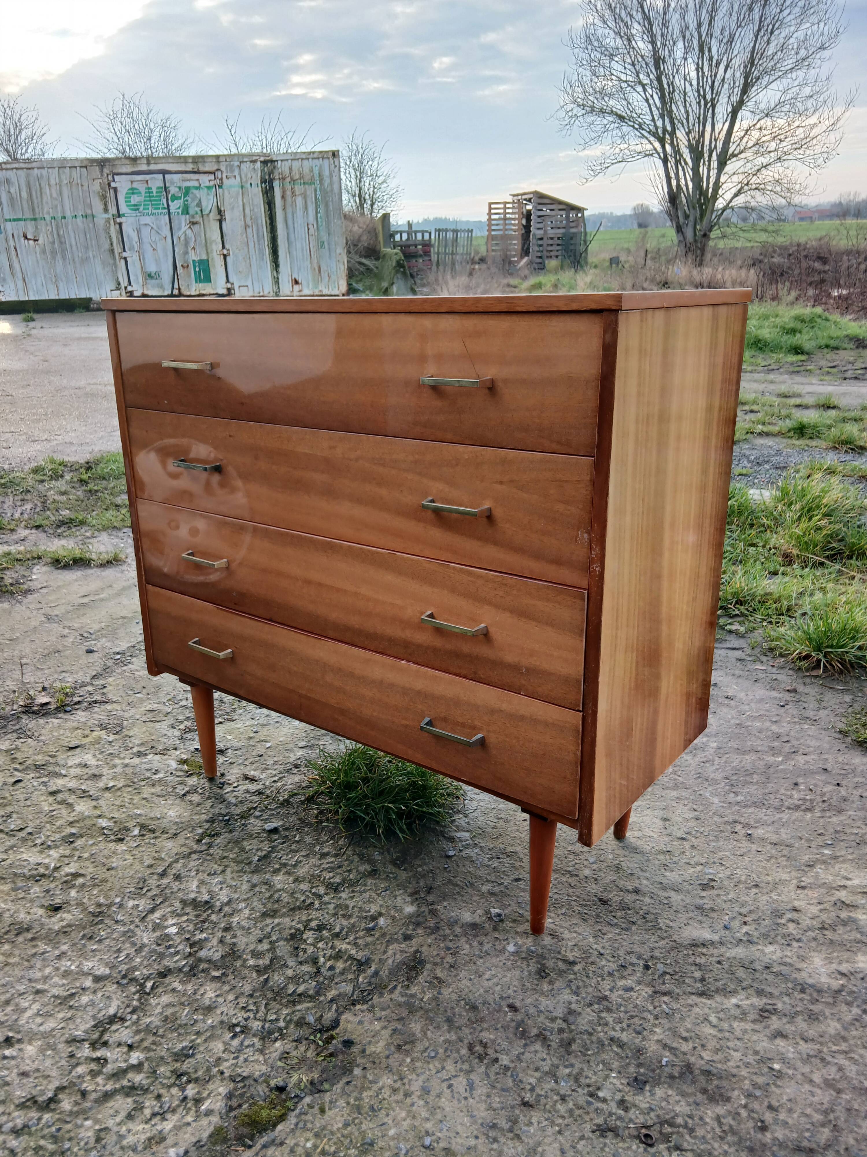 Antique chest of drawers