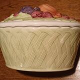 Basket / vegetable dish in Barbotine