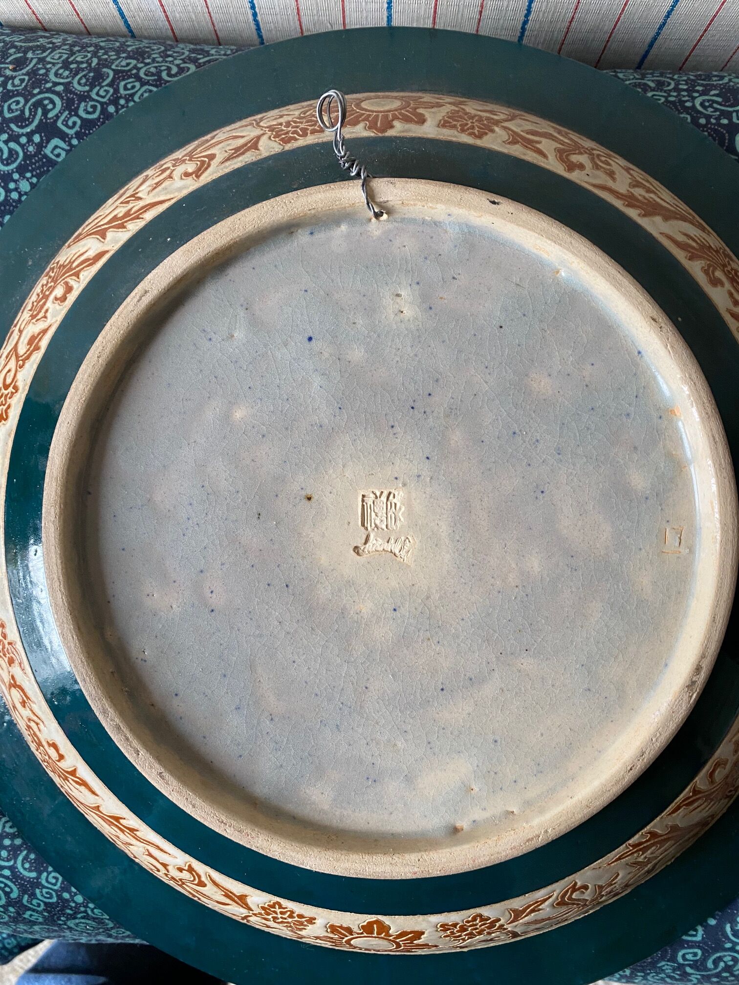 Ceramic wall decoration cup