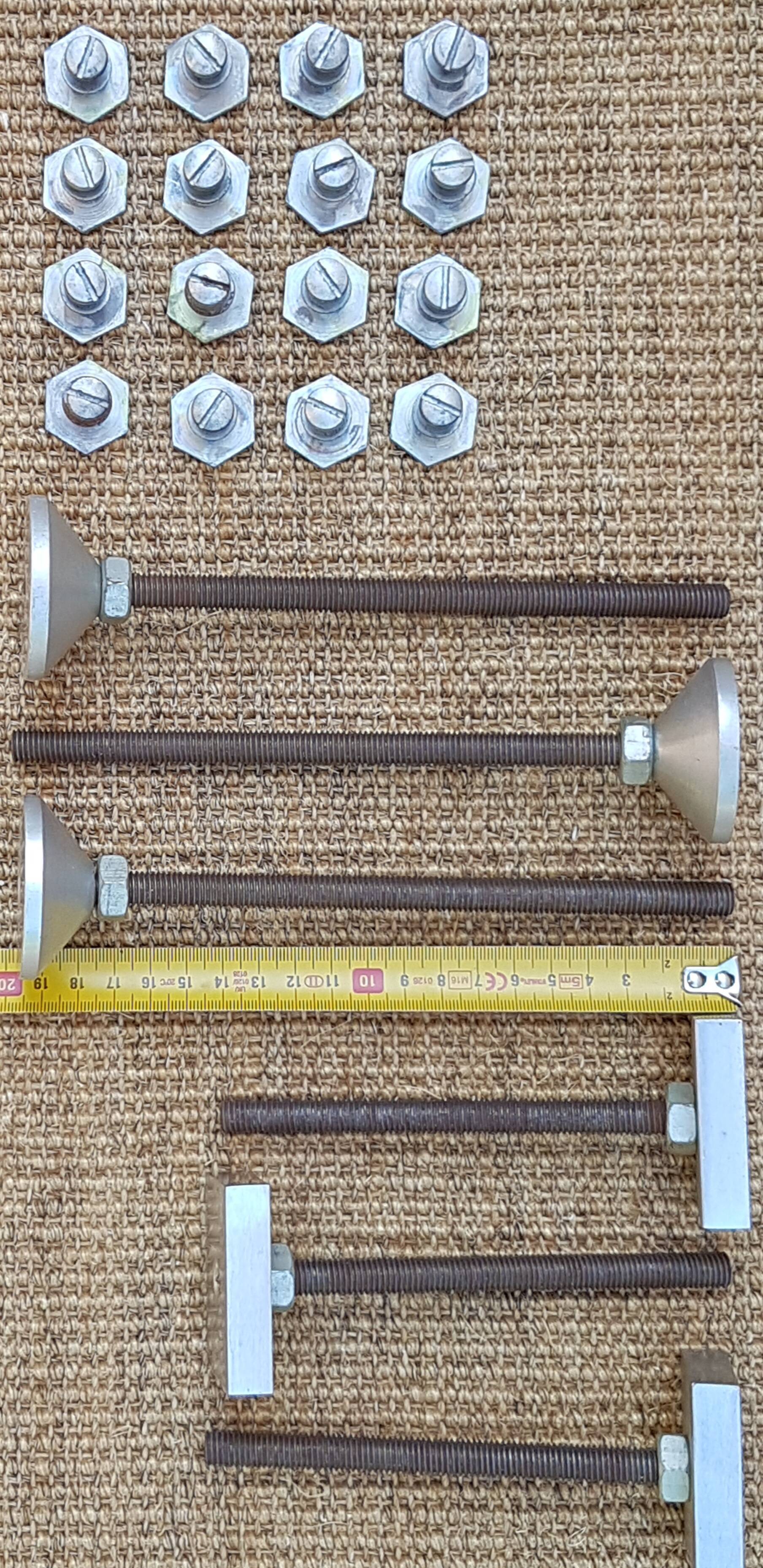 Modular shelving Roche Bobois