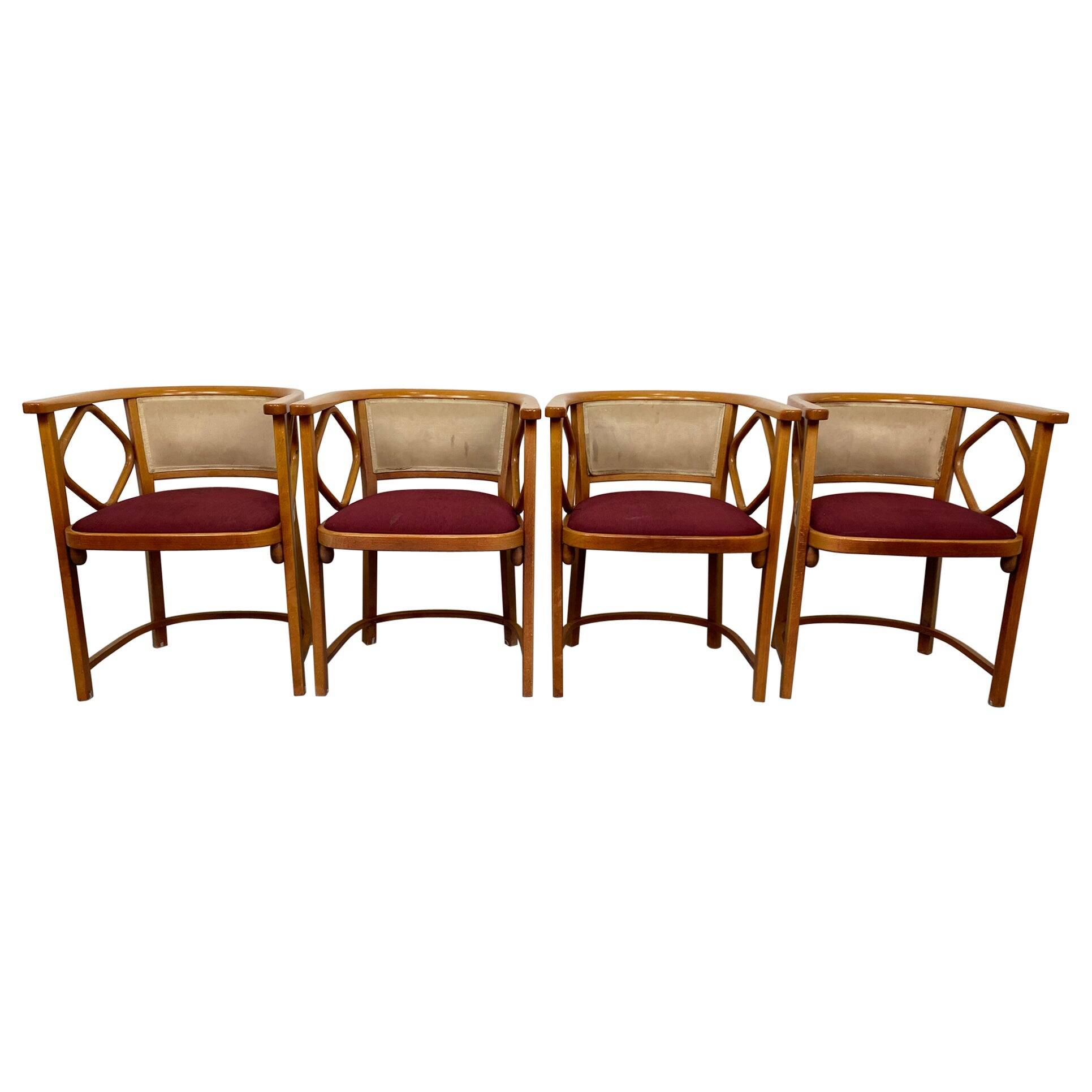 Set of 4 Fledermaus chairs made by Thonet.