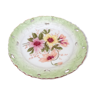 Dessert plate floral decoration