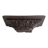Antique carved wooden wall console for statuette, Haute époque