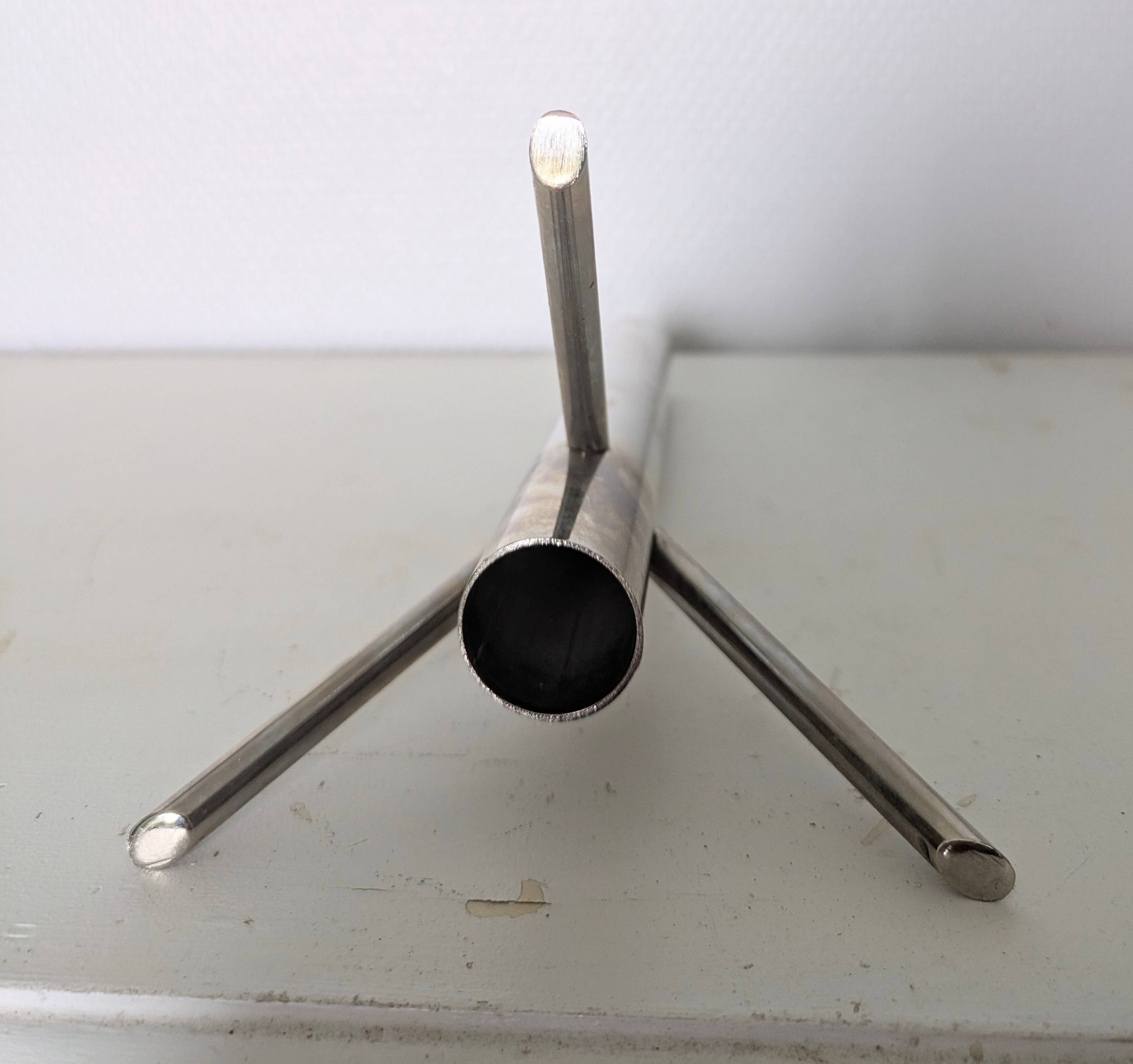 Bougeoir tripode moderniste en métal design années 70