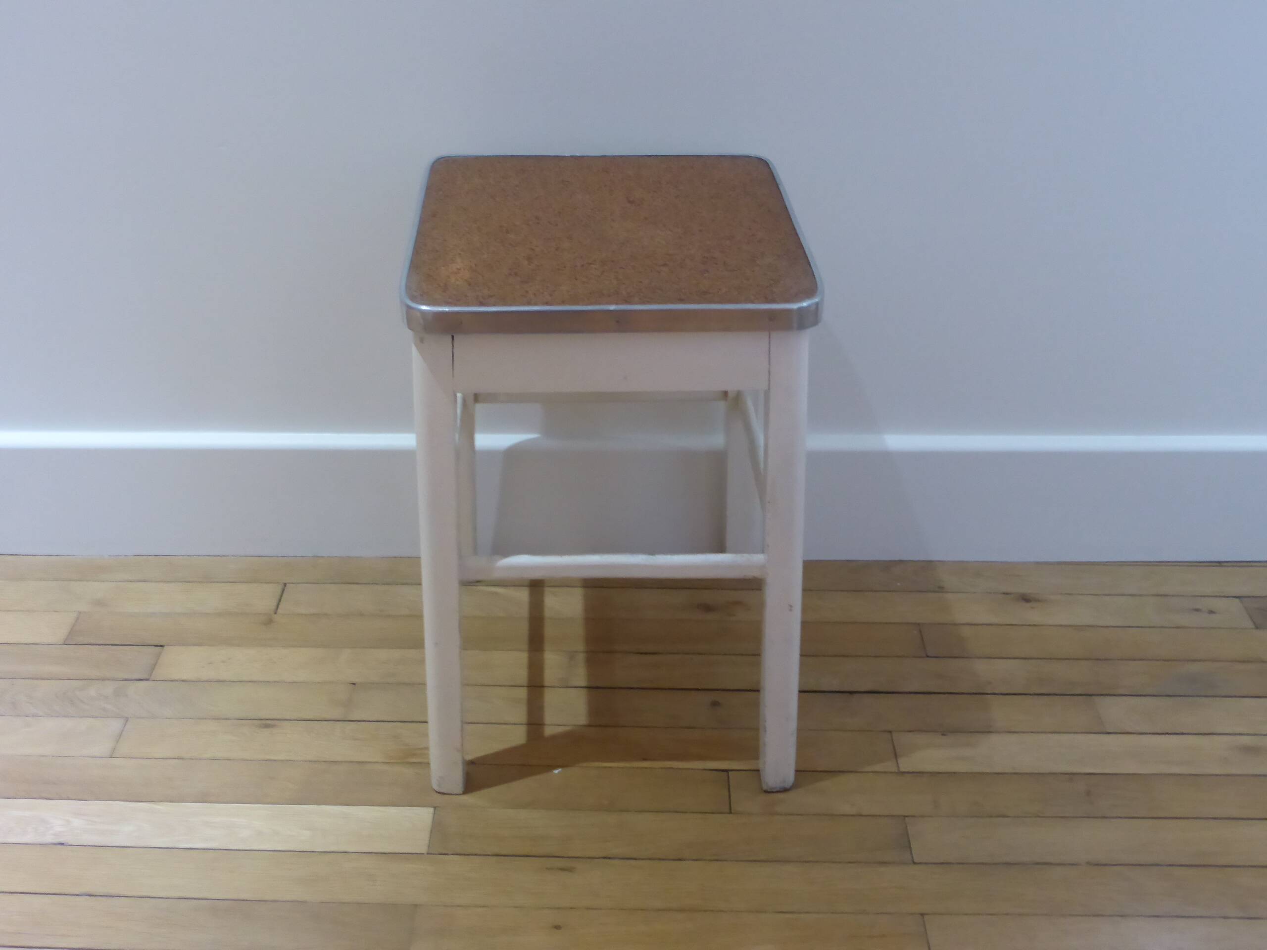 vintage stool 240901