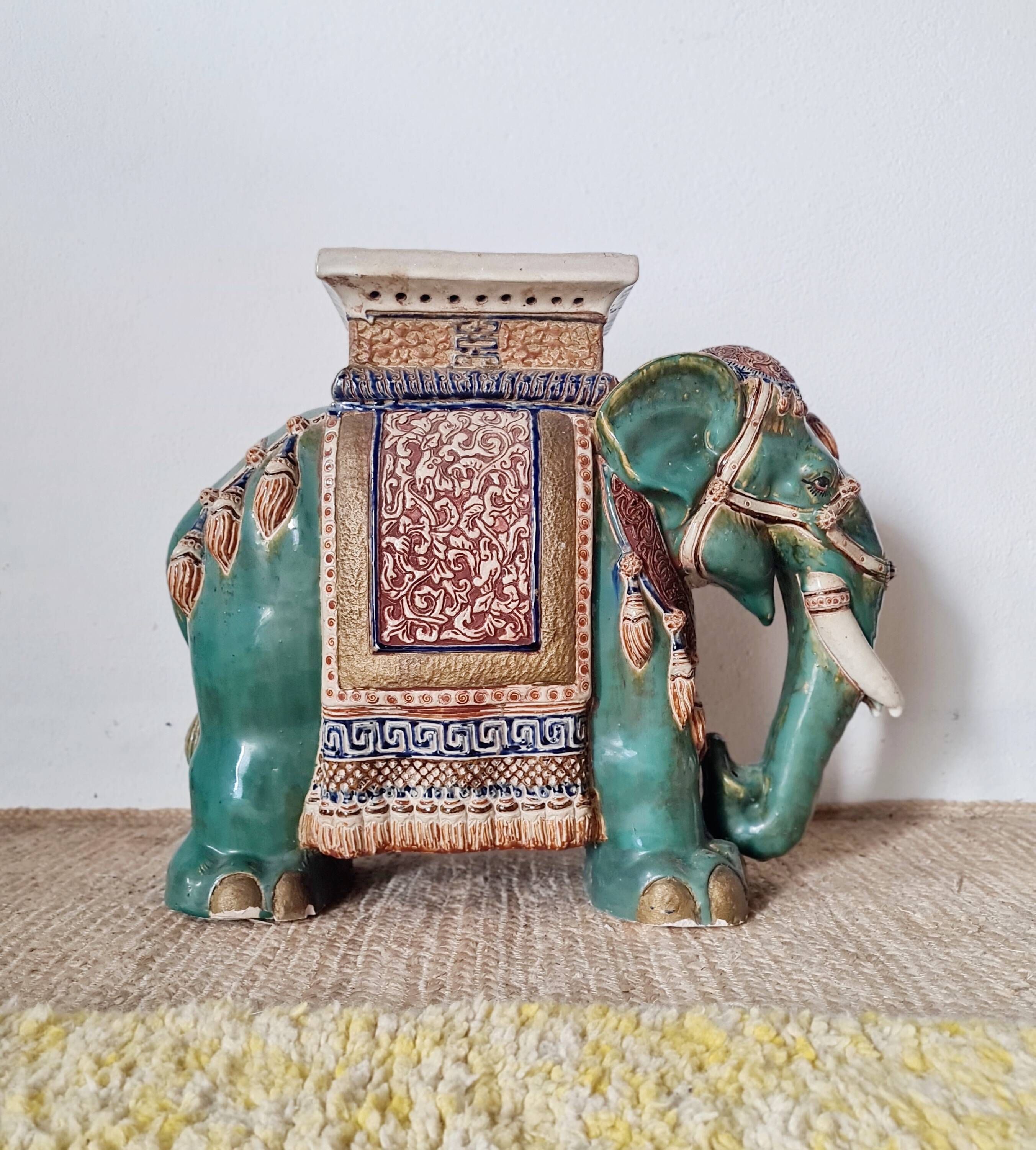 Plant stand - Vintage elephant stool in glazed ceramic