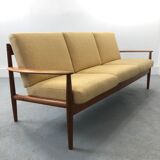 Danish teak sofa by Grete Jalk for France & SÃ¸n / France & Daverkosen