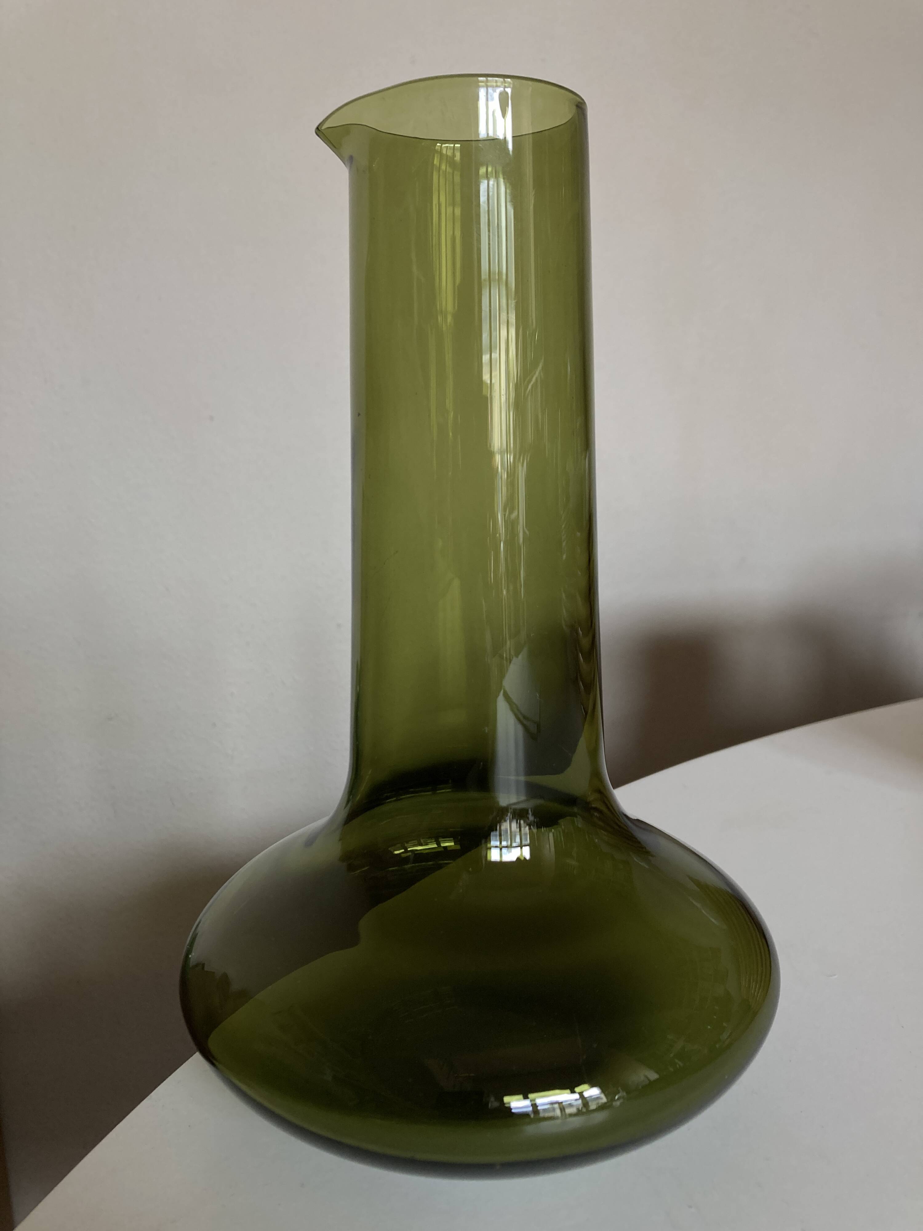 Decanter 2519 by Timo Sarpaneva 1960 olive green