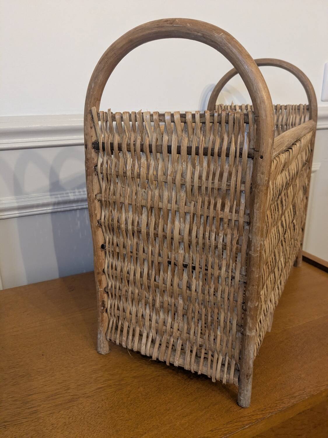 Wicker and rattan magazine rack