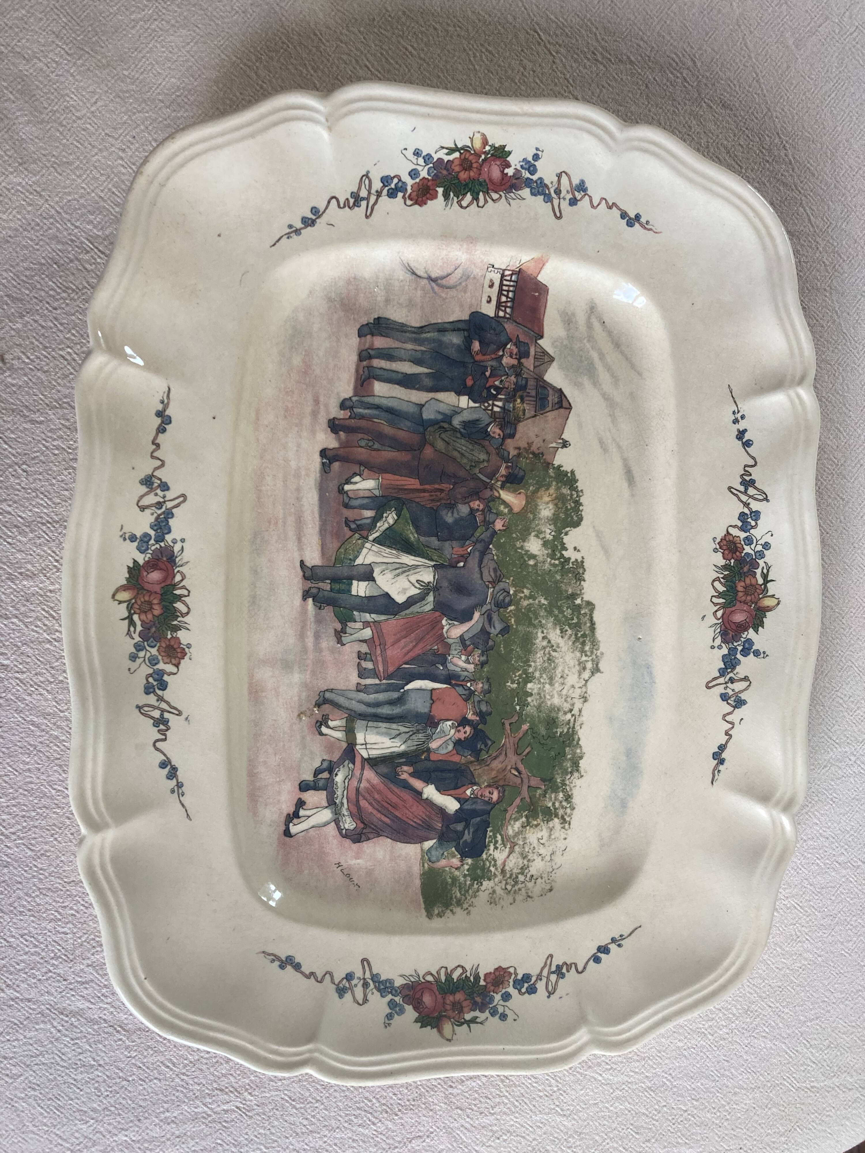 Large serving dish from the Sarreguemines pottery, 1900.