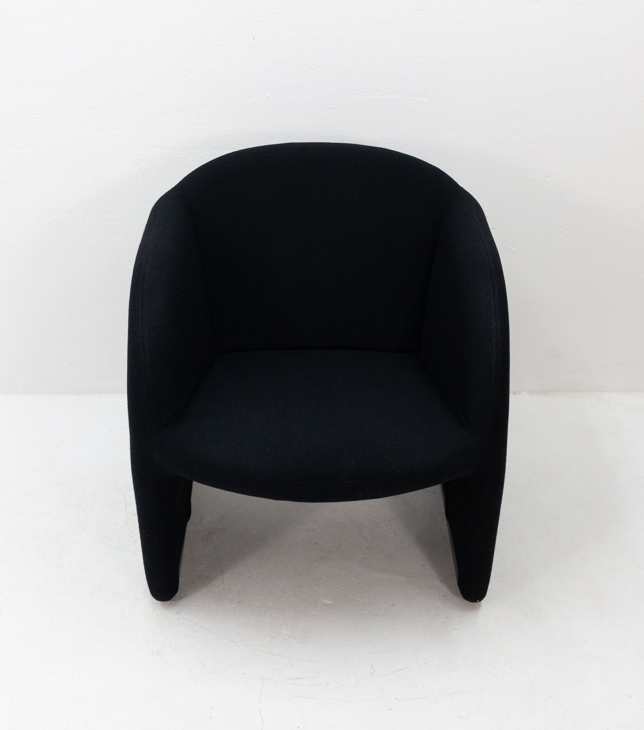 Pierre Paulin Ben armchair