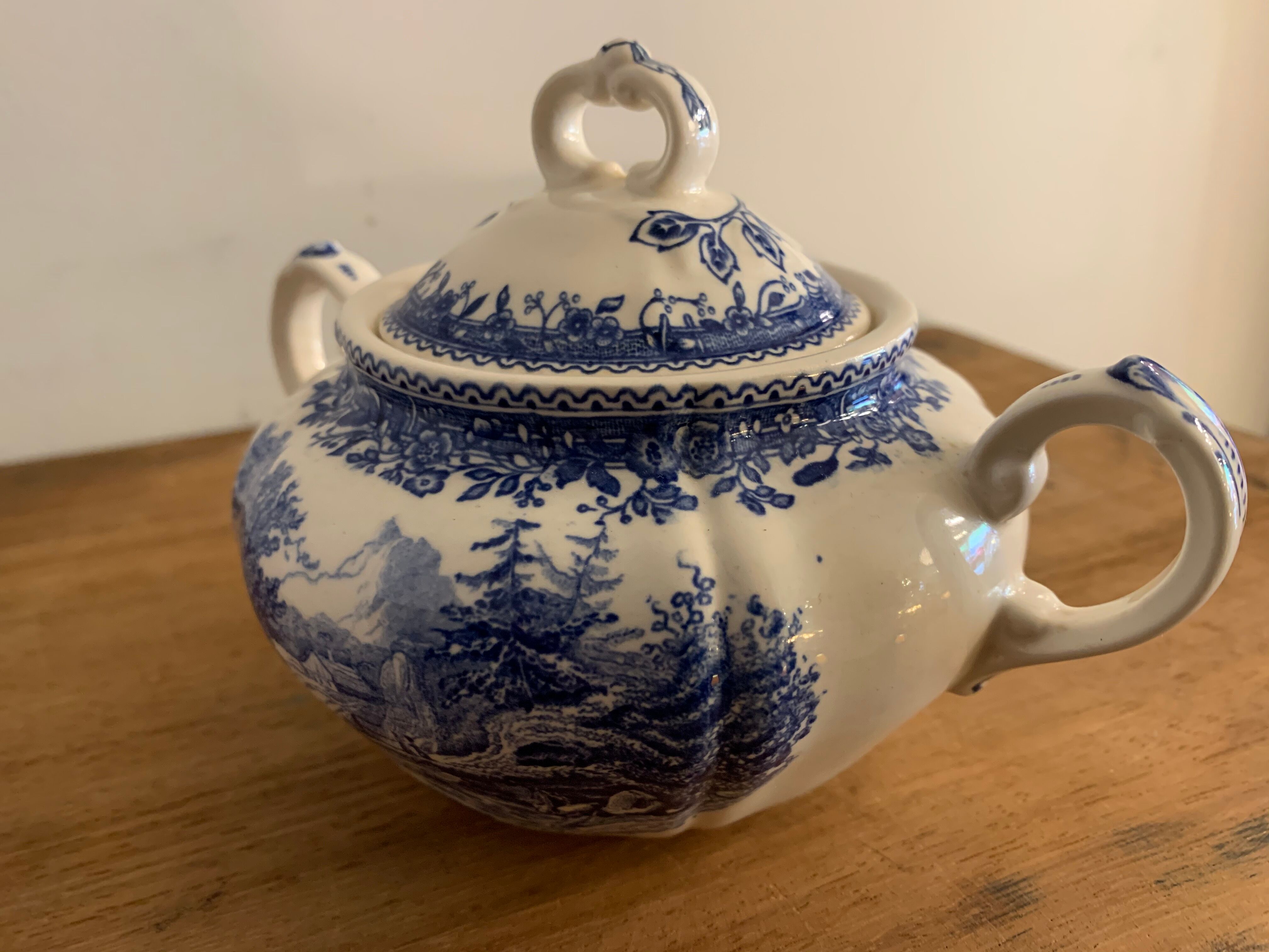 Villeroy and Boch Burgenland blue and white sugar and milk pots