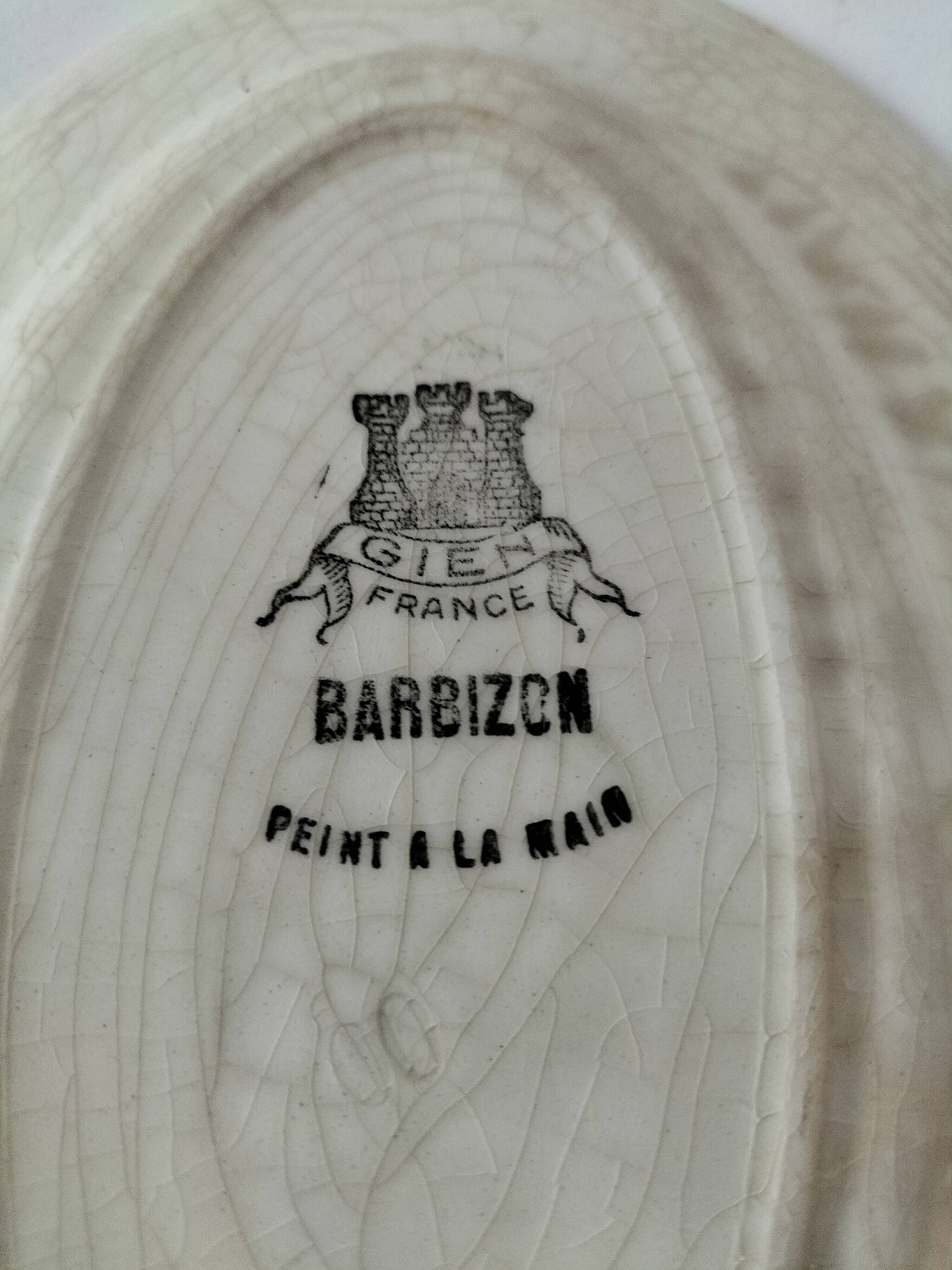 Pair of Gien dishes model Barbizon, hand-painted floral decoration, 1930s-40s.