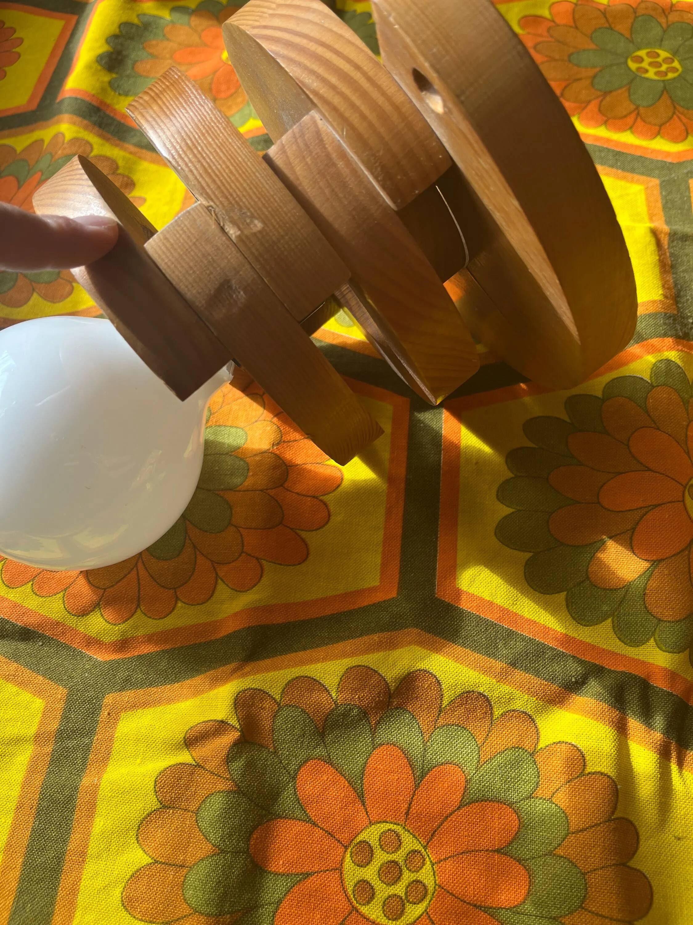 Round pine wall light, 1970